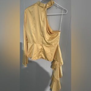 Fashion nova yellow top